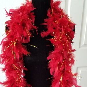 65-45 Gram Chandelle Feather Boa Bright Red W/Gold